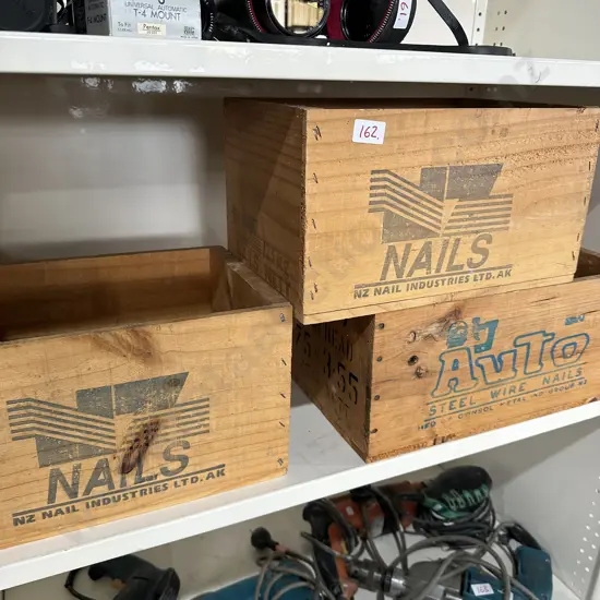 3 Nail boxes
