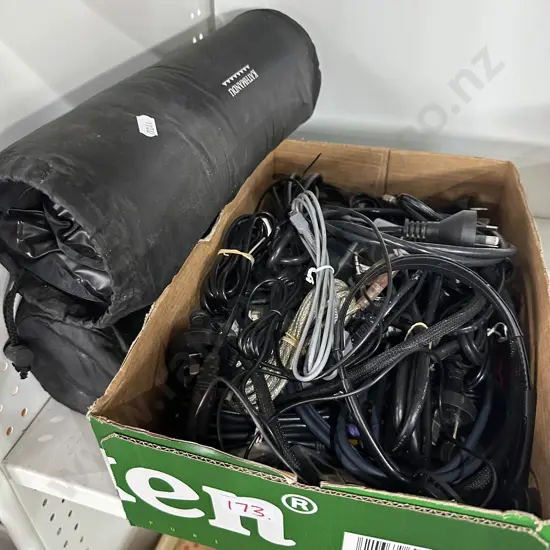 Leads and beach pads