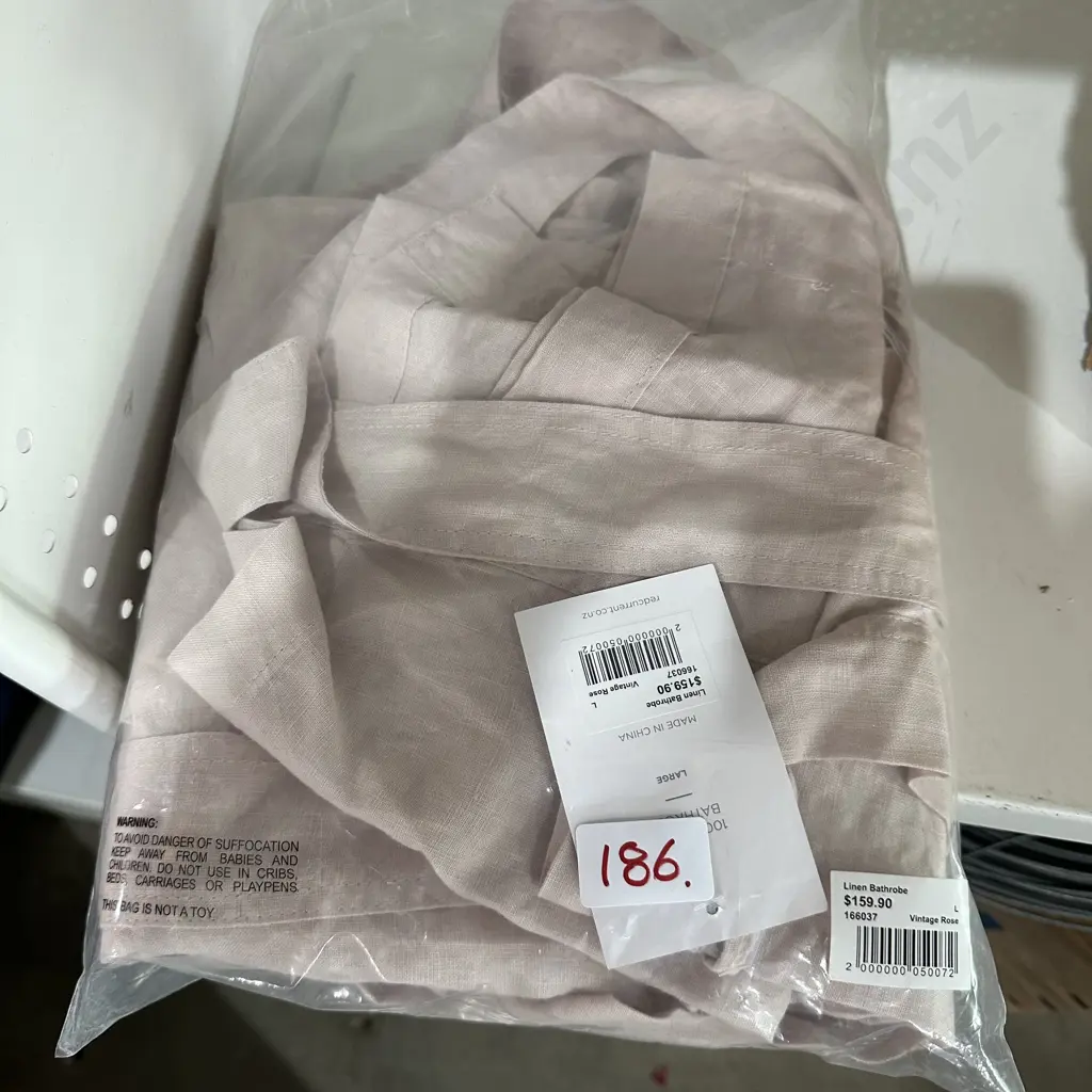 Large linen bathrobe Image 1++