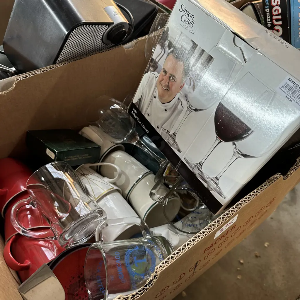 set of wine glasses etc Image 1++