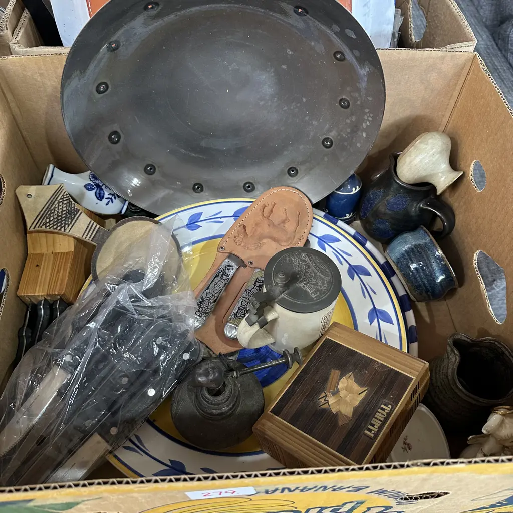 cuttlery and pottery etc Image 1++