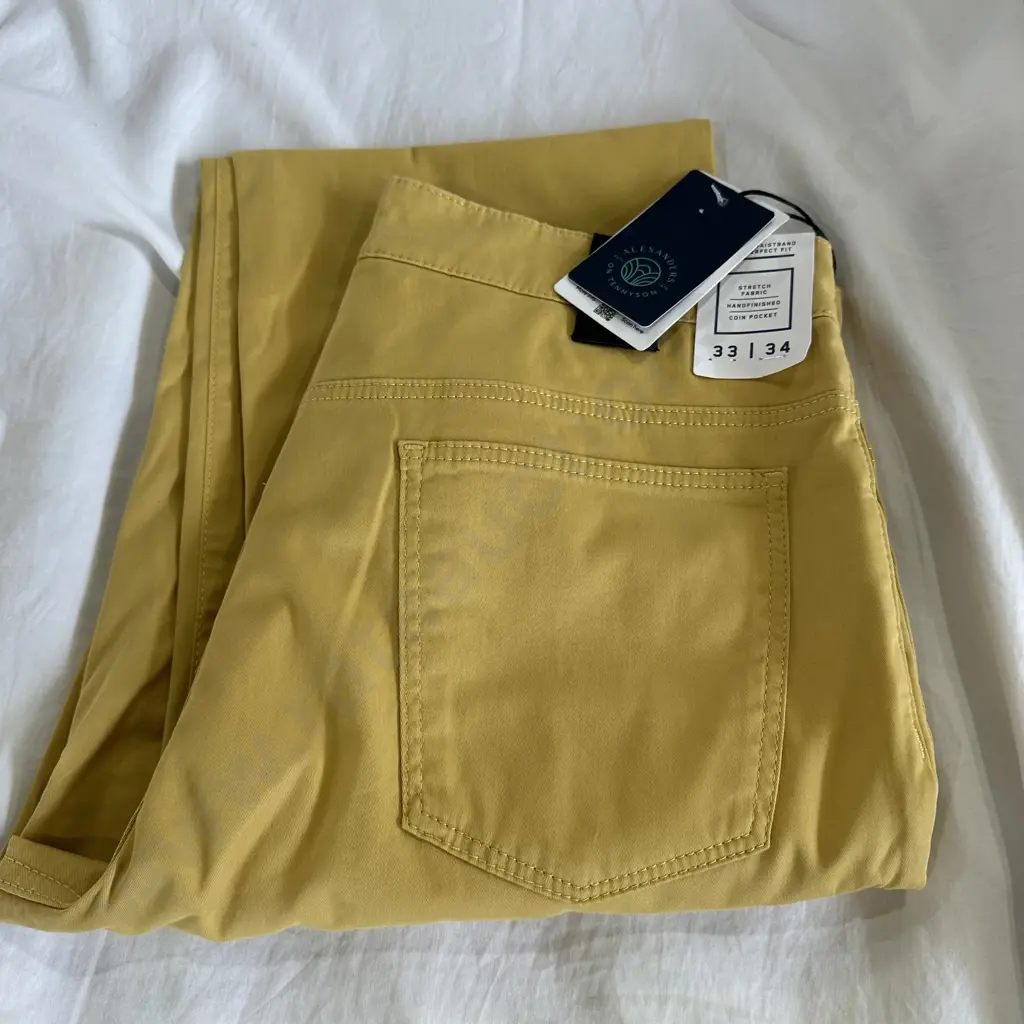 M5 Chino 33/$329 Image 1++