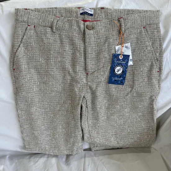 A fish named Fred Short 38/$200