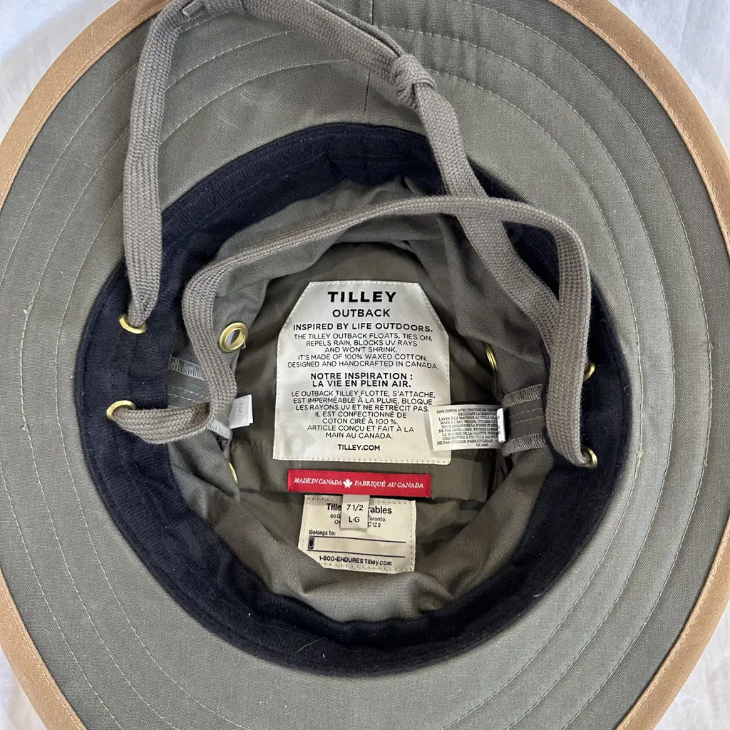 Canada Tilley outback hat LG/$159 Image 1++
