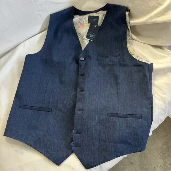 Guide London waistcoat XXL/$229