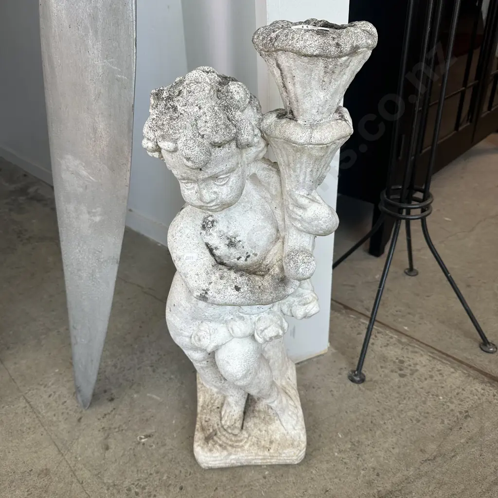 Statue 670mm high Image 1++