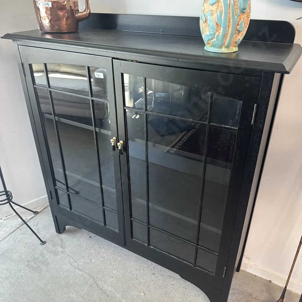 Black lacquer cabinet Image 1++