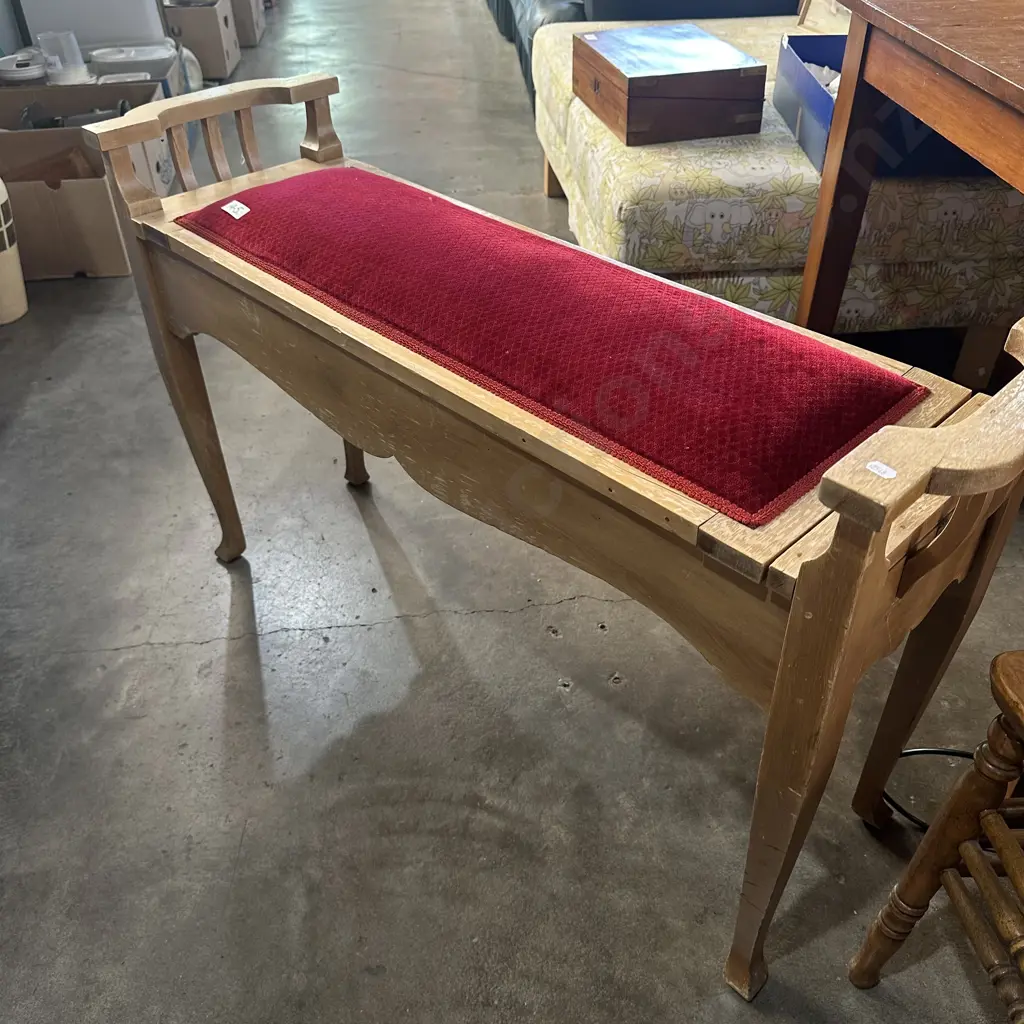 Double piano stool Image 1++