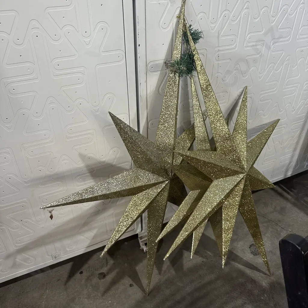 3 tin stars Image 1++