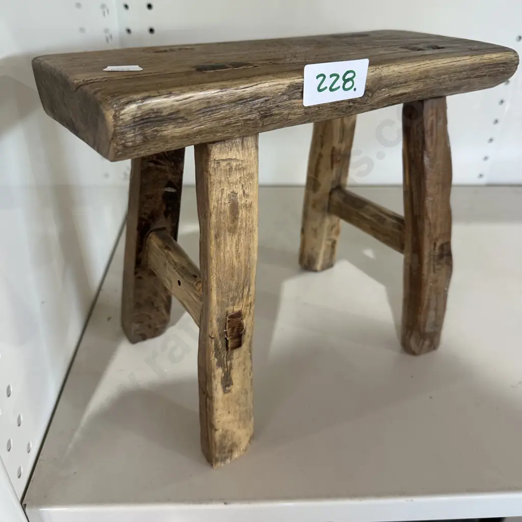 Miniature stool Image 1++