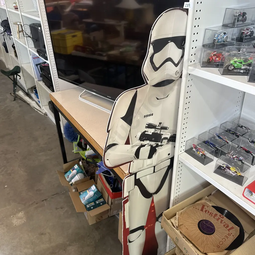 Plastic flute cut out of Star Wars Stormtrooper. 1575mm high Image 1++