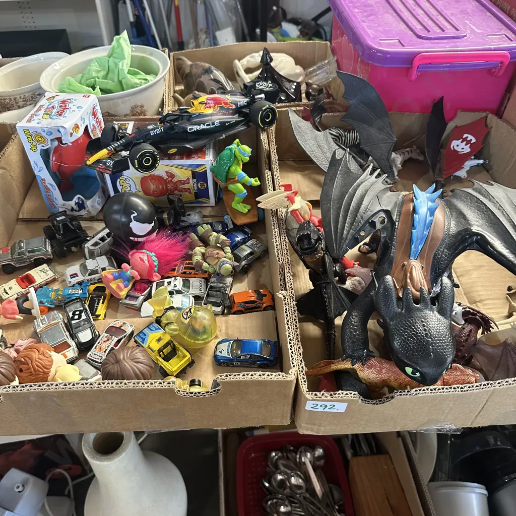 Two boxes of toys including matchbox Image 1++