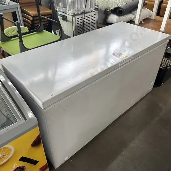 Large Westinghouse 500L chest freezer