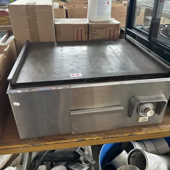 Electric commercial hotplate (must be hard wired)