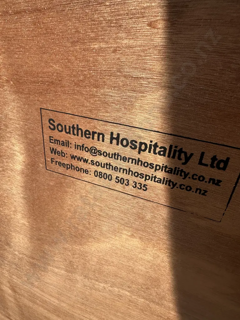 Large round trestle table 1830mm diameter Image 1++