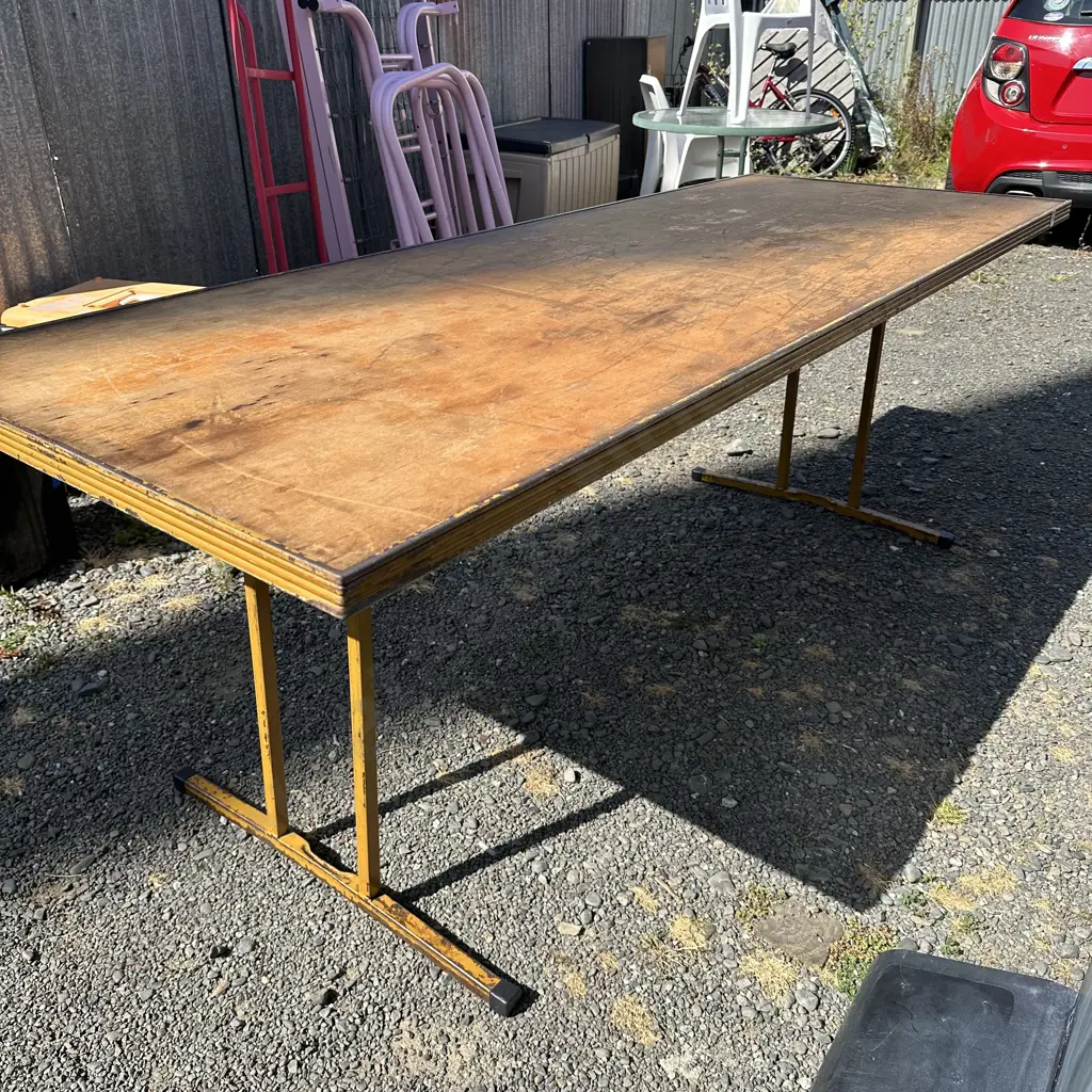 Trestle table 2085mm x 760mm x 745mm high Image 1++