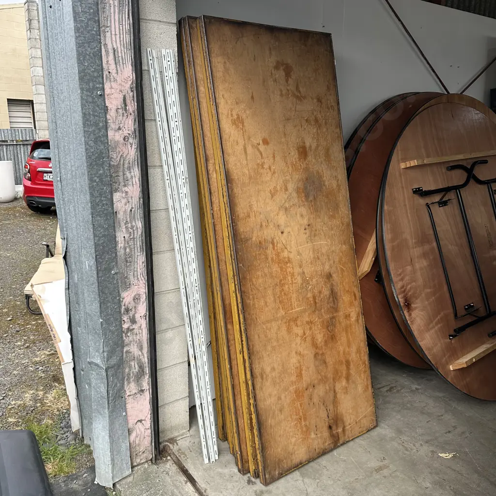 Trestle table 2085mm x 760mm x 745mm high Image 1++