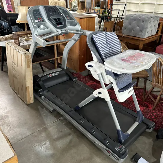 Large commercial tread mill