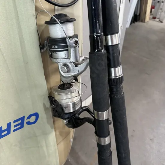 Surfcaster rod and reel and another one missing tip (2pics)