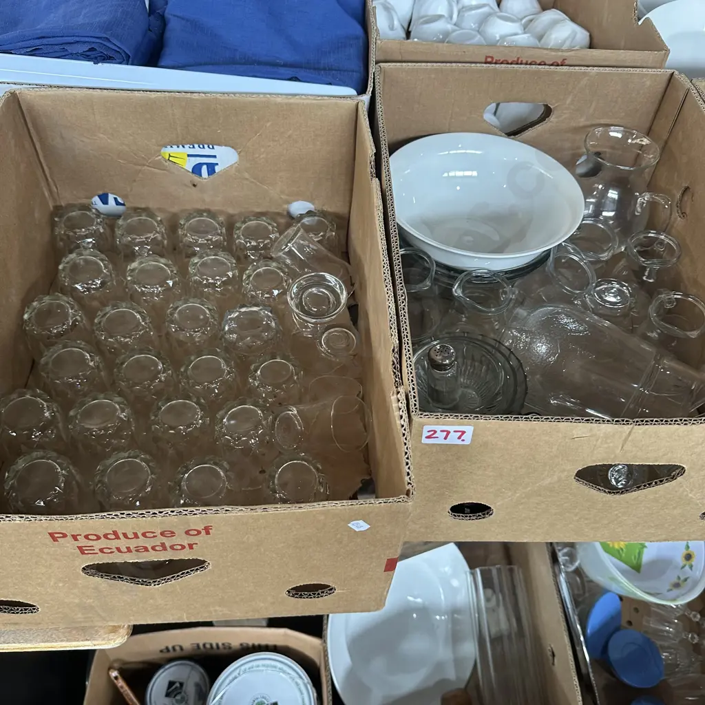 2 box glassware etc Image 1++