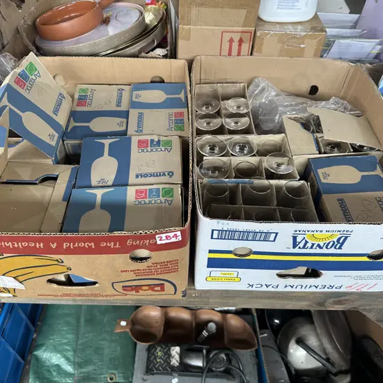 2 box champagne glasses