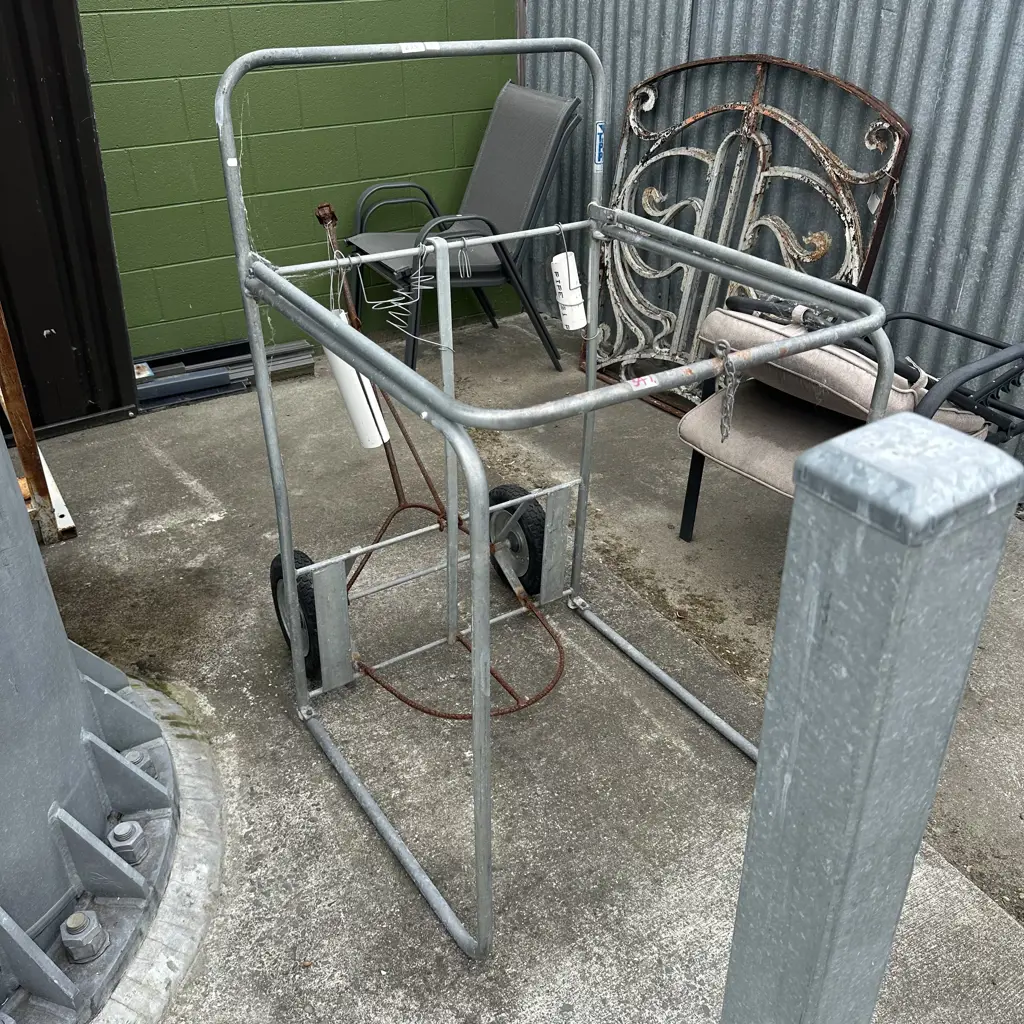 fadge holder Image 1++