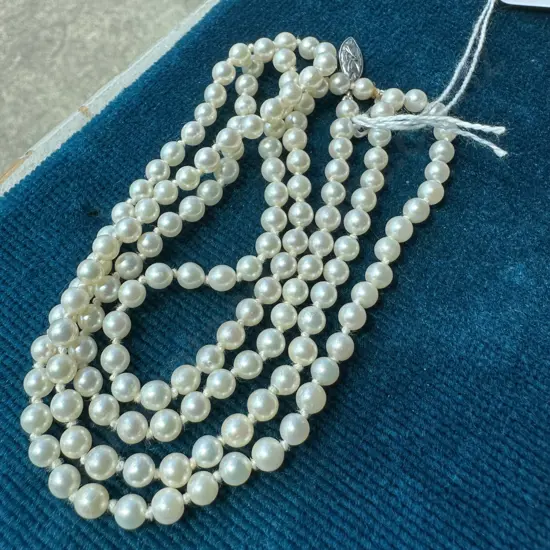 90cm Pearl necklace