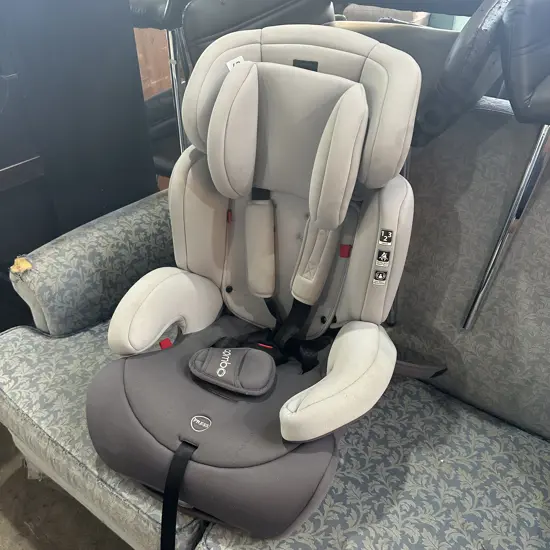 Kiddy car seat