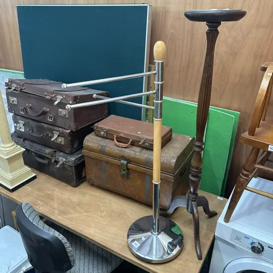 planter and towel stands