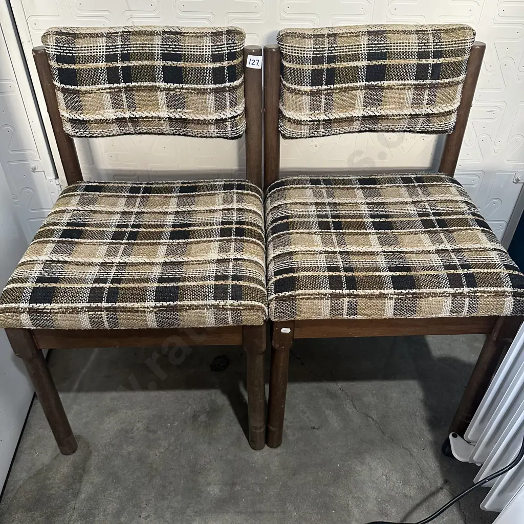 Pr retro chairs Image 1++