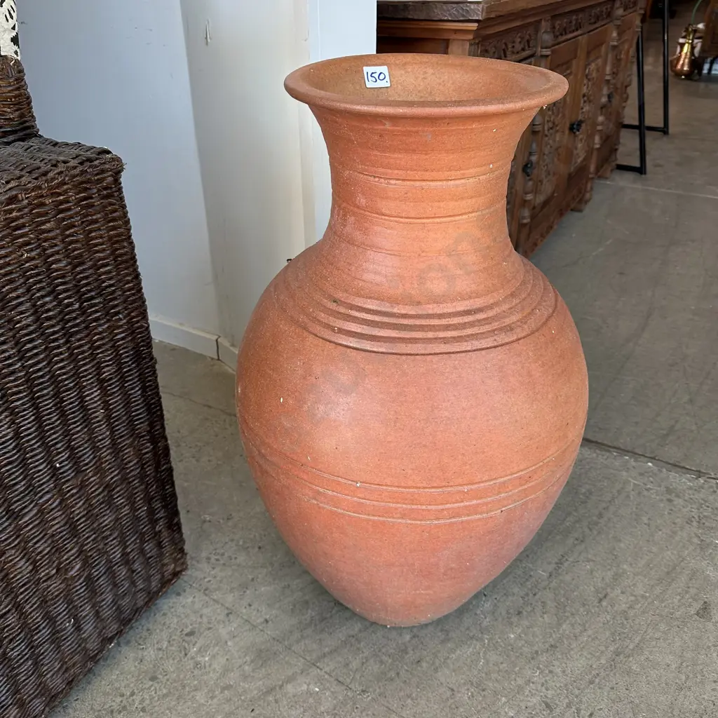 large terracotta pot 760mm Image 1++