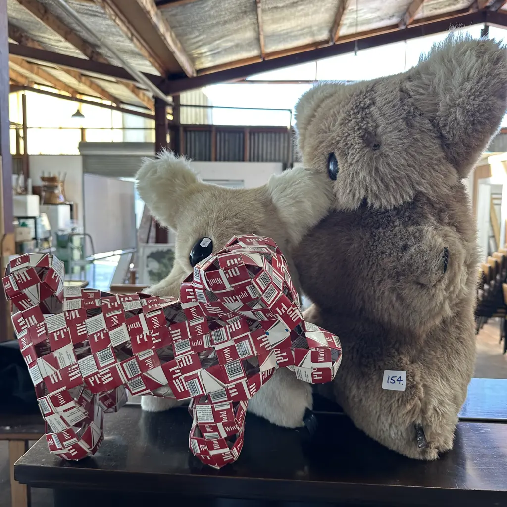 Koalas and Cig packet art Image 1++