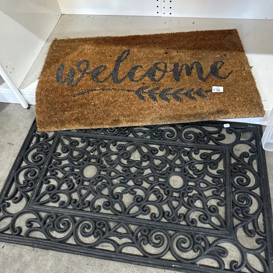 2 door mats