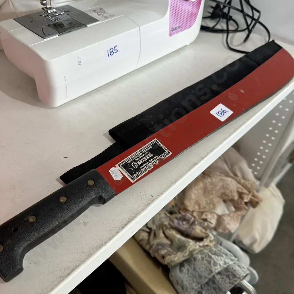 Colombian machete Image 1++