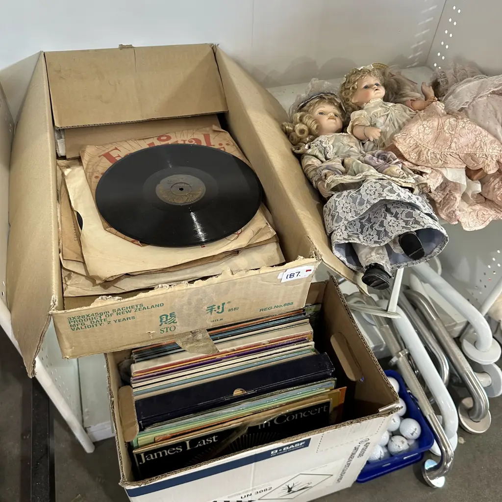 doll collection plus LPs Image 1++