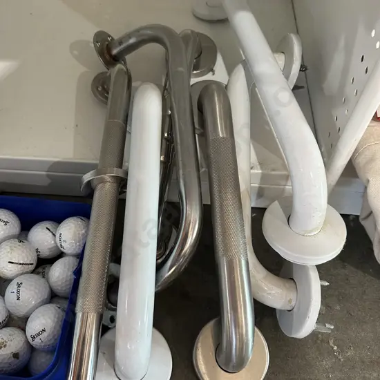 bath and shower handles