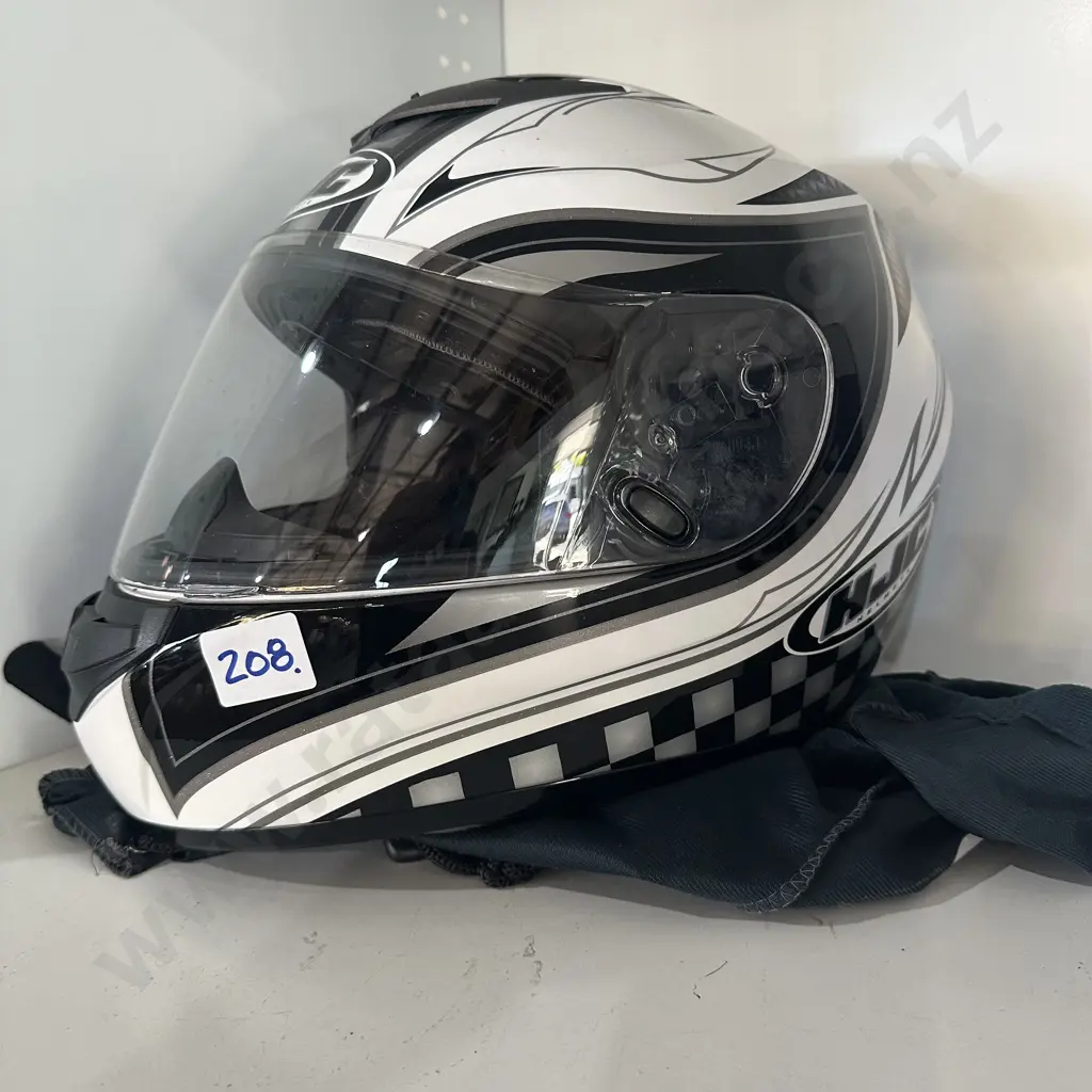 XL motobike helmet Image 1++