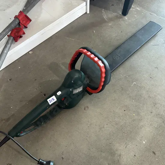 elec hedge trimmer