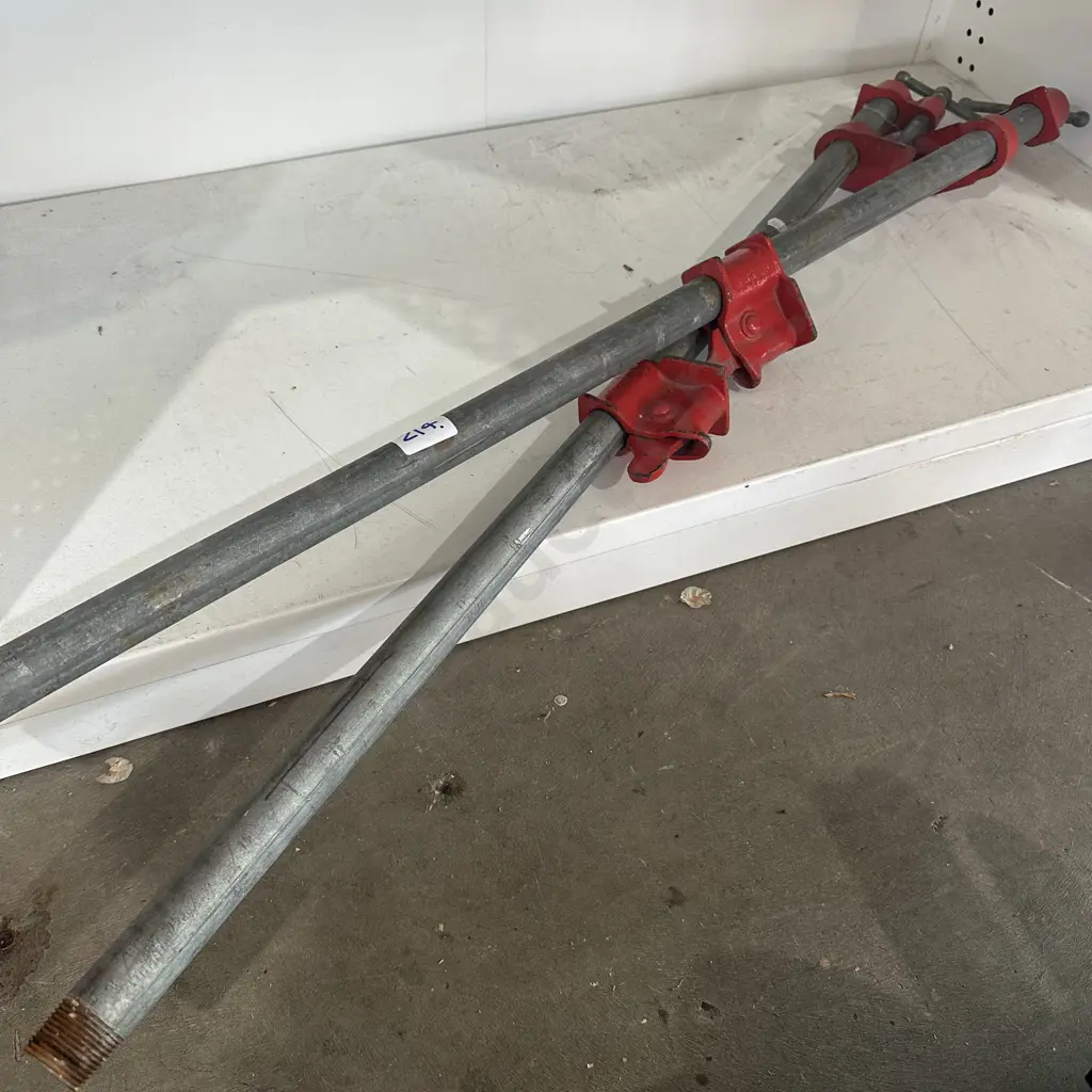 Pr pipe clamps Image 1++