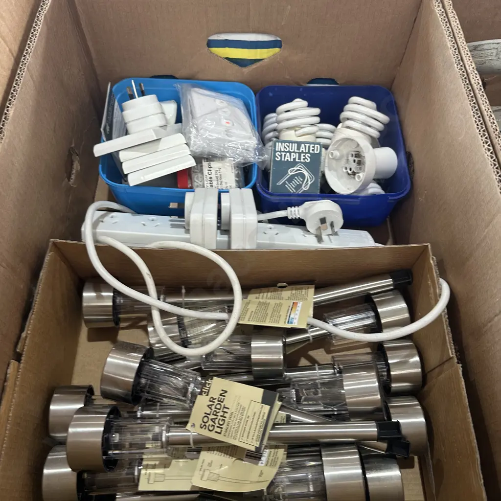 Stainless steel solar garden lights, switches and lamps etc. Image 1++