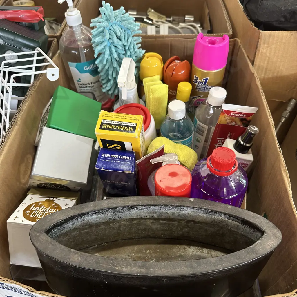 Box lot cleaning products etc. Image 1++