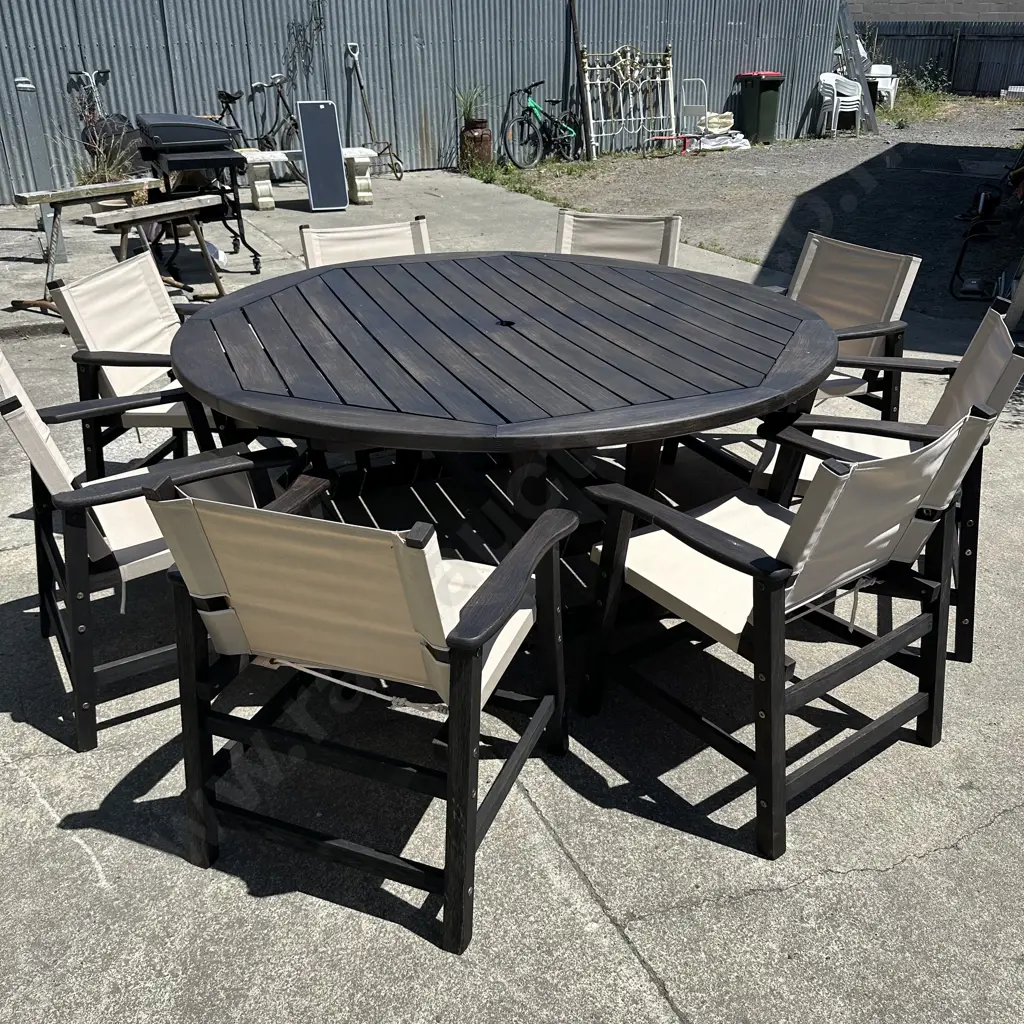 Wooden outdoor table & 8 chairs, freshly stained Image 1++