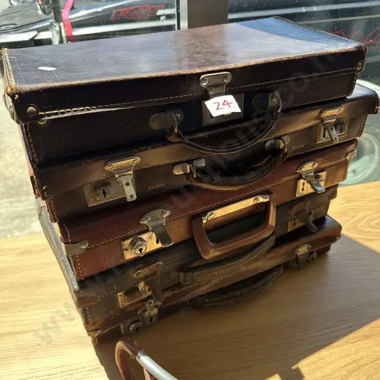 5 small leather cases