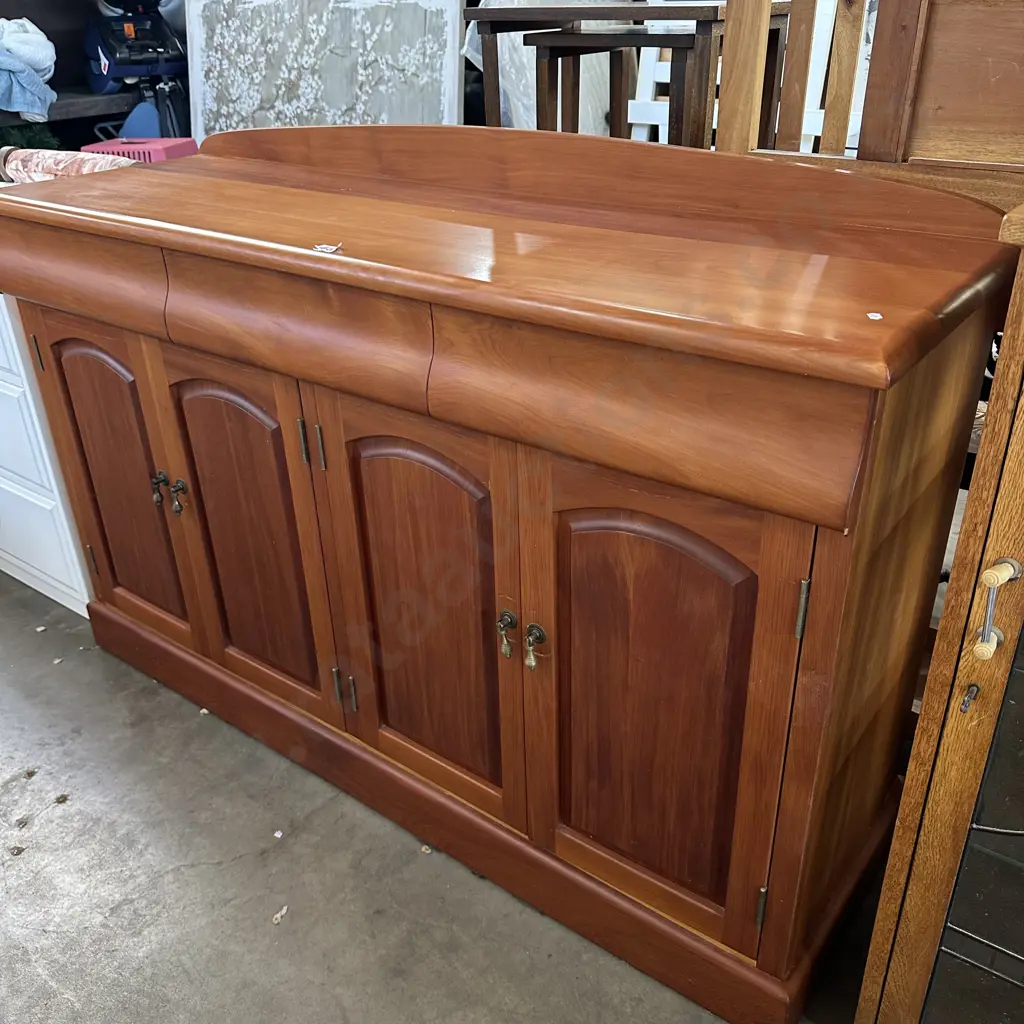 hand crafted Matai side board by MJ Stark Image 1++