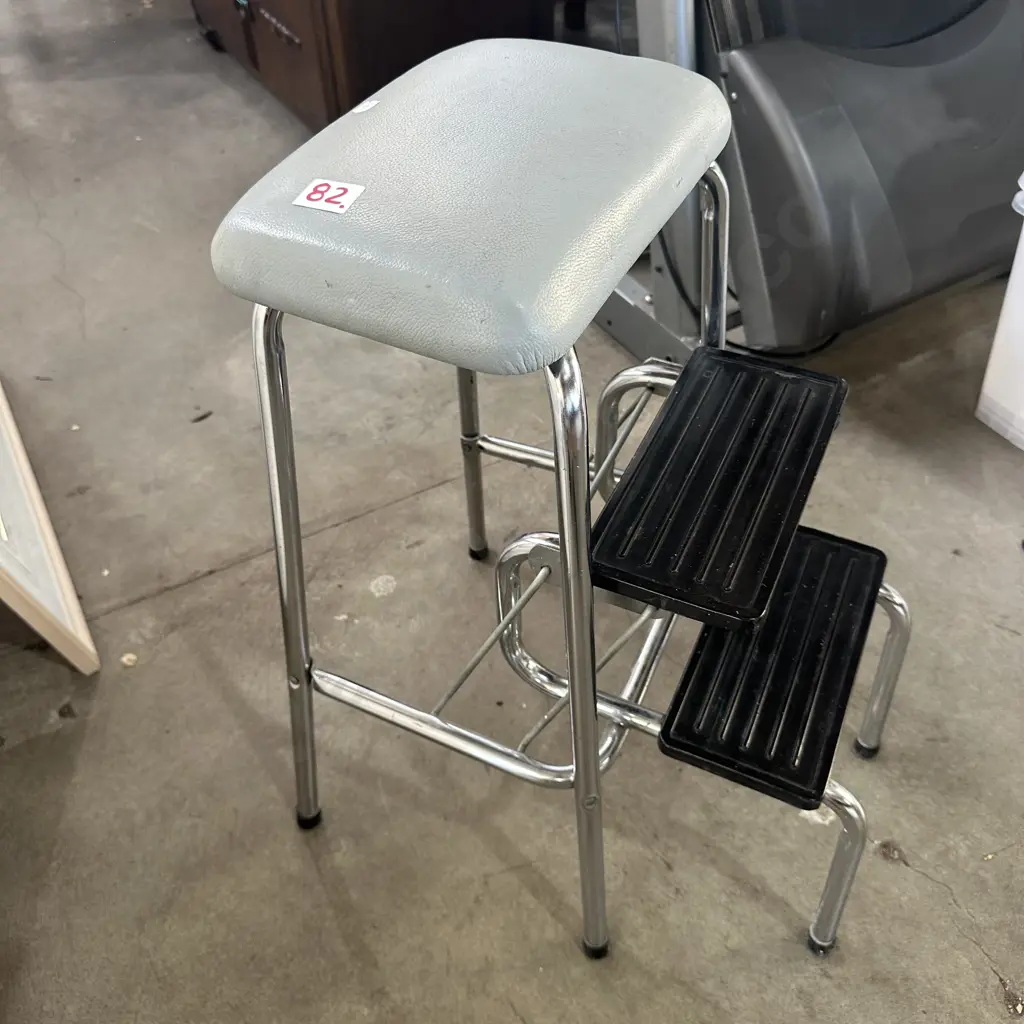 kitchen step Image 1++