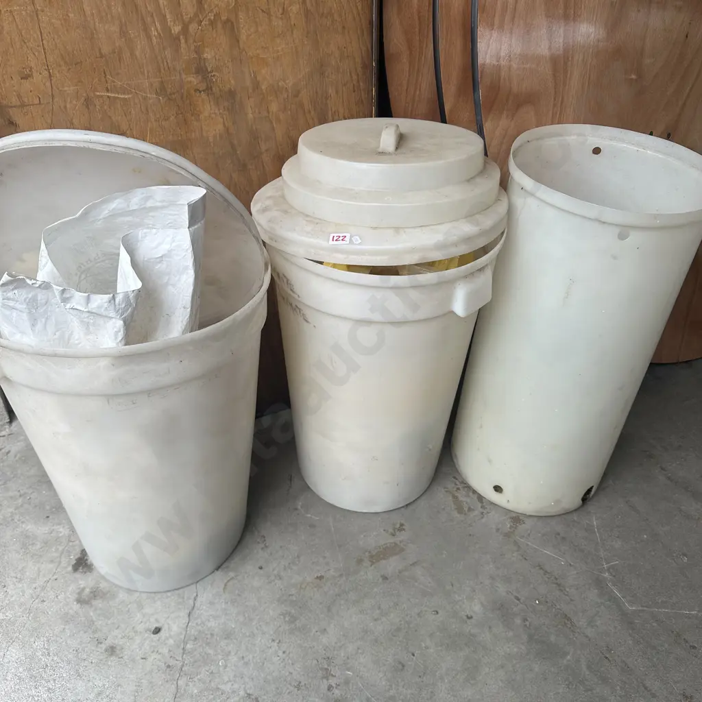 3 bins plus lime, ammonium and mag sulphates Image 1++