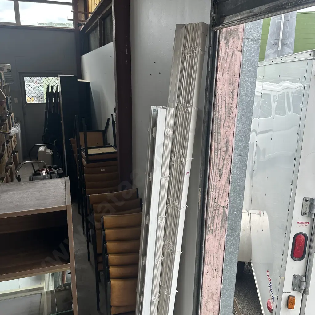 Slated blinds1960 x 1360 & 2355 x 1158 Image 1++