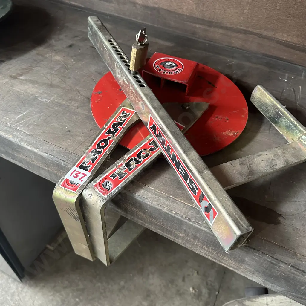 wheel clamp Image 1++