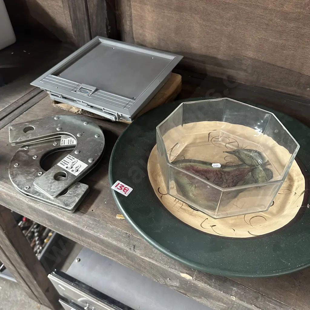 hinges, cable door, platter and bowl Image 1++