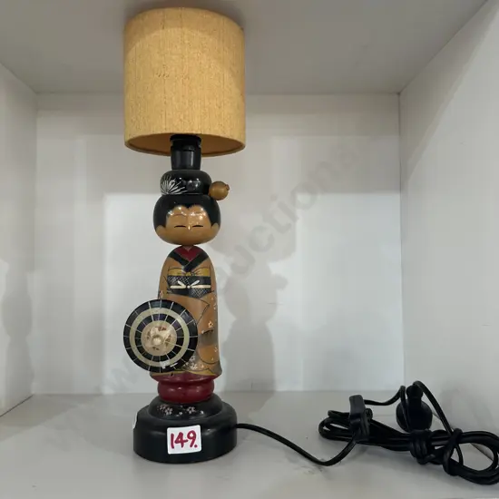 Oriental lamp with chime